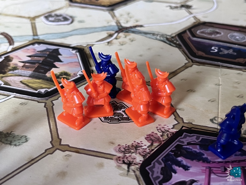 Le clan des Phénix vient défier le clan des Crabes ! Que le combat commence !