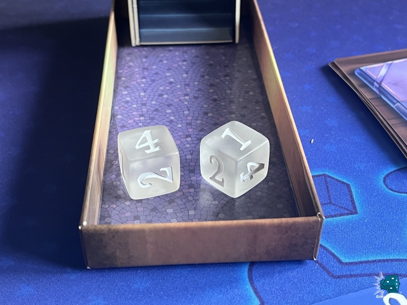 Avec un lancé de 4 et 1, je peux prendre soit la carte 1, la 4 ou la 5. Que faire ?
