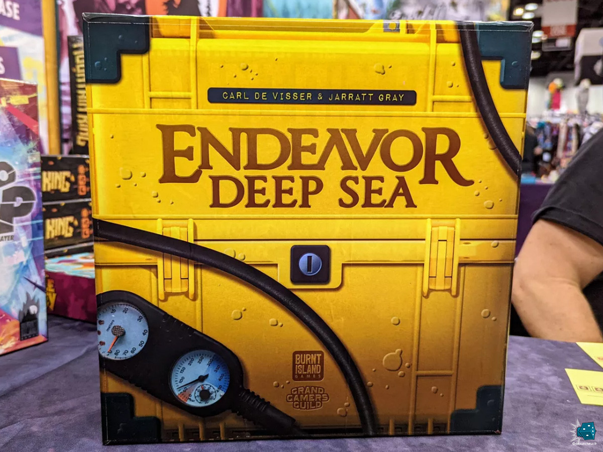 Endeavor : Un opus familial en préparation